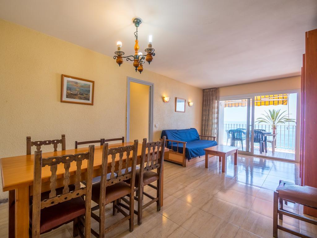 Apartaments Ar Easy Borodin Lloret de Mar Ngoại thất bức ảnh