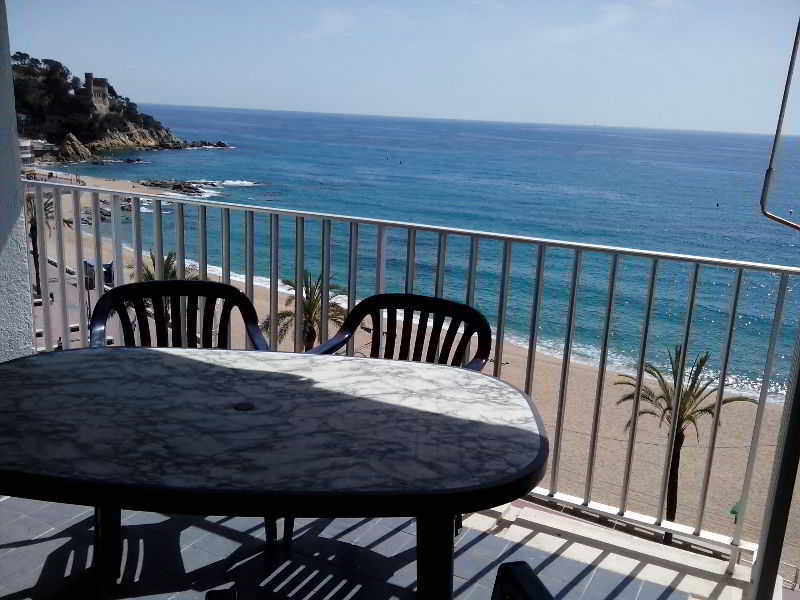 Apartaments Ar Easy Borodin Lloret de Mar Ngoại thất bức ảnh